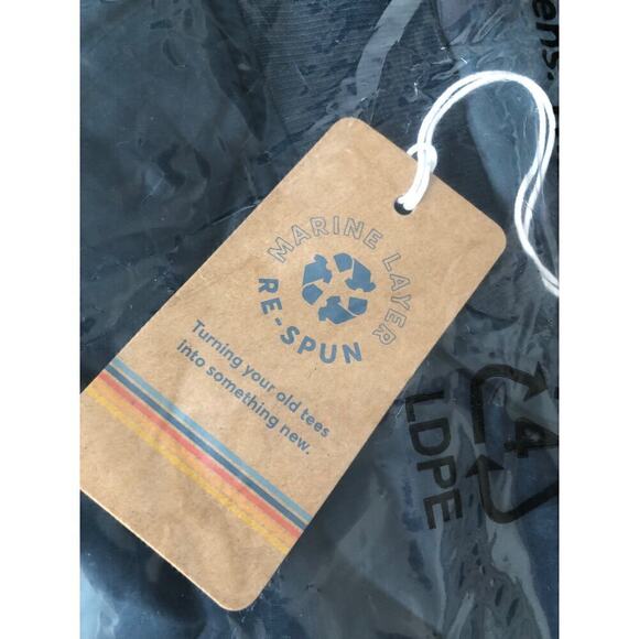 Marine Layer Reversible Puffer Vest Light Weight Packable Sky Captain NWT M - Picture 8 of 11